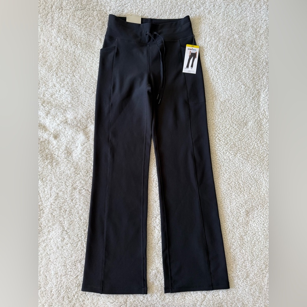 32 Degrees Cool Women's Black Active Flare Pant Size Small New with Tags